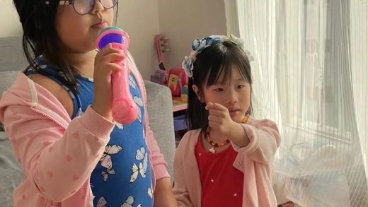 姐妹相互激励、共同进步！二胎家庭如何教育好孩子？来和这位妈妈取取经