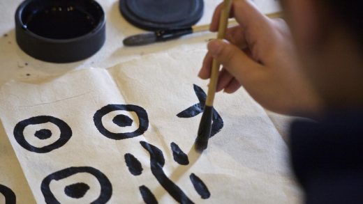 The new trend: North American elites are all obsessed with Chinese calligraphy!
