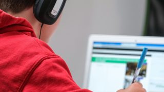 13 Best Tips About How to Learn English Fast [For Beginner]